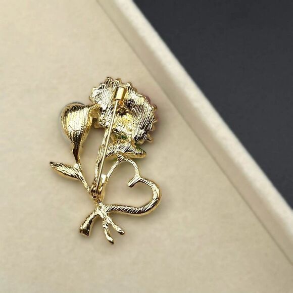 Yellow Gold with White Diamond Crystal Enamel Daisy and Heart Pin Back Brooch - Picture 5 of 7